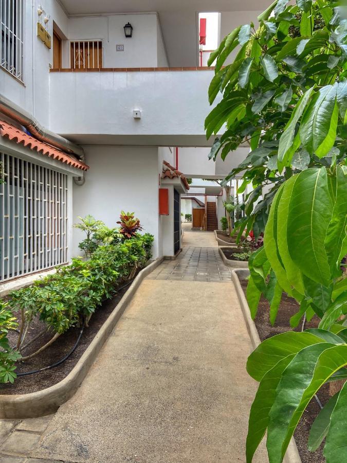 1 Bed Los Cristianos Near The Bus Station Arona  Luaran gambar