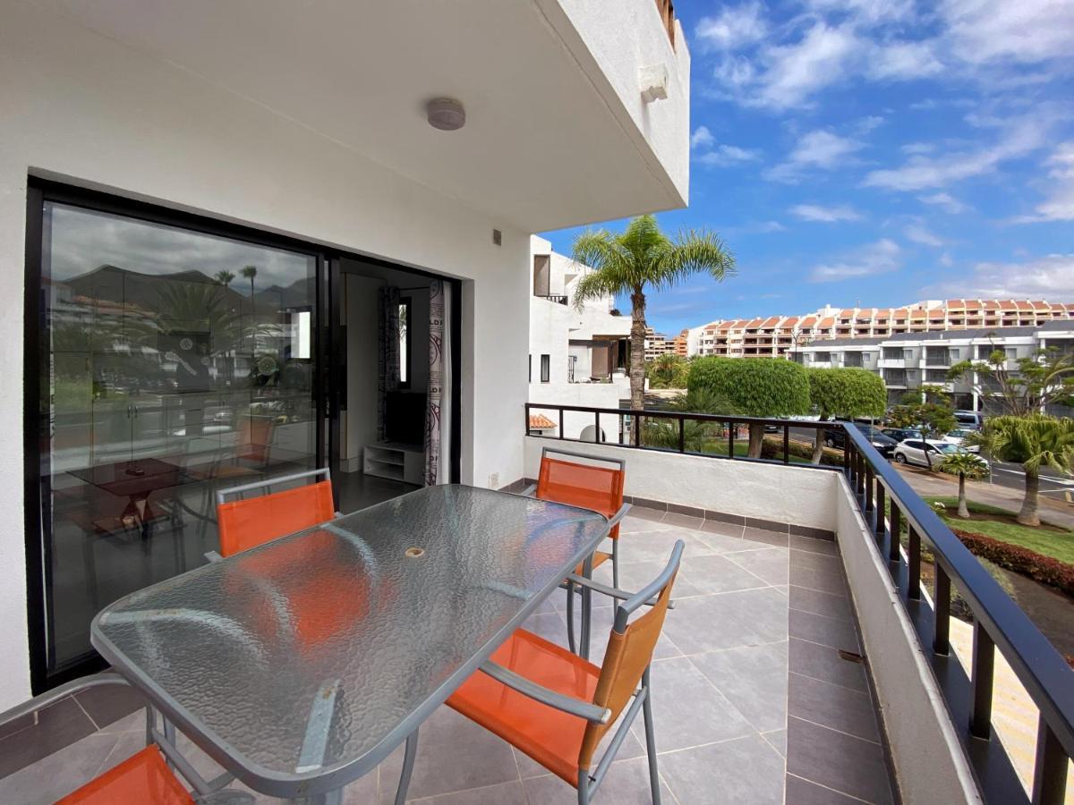 1 Bed Los Cristianos Near The Bus Station Arona  Luaran gambar